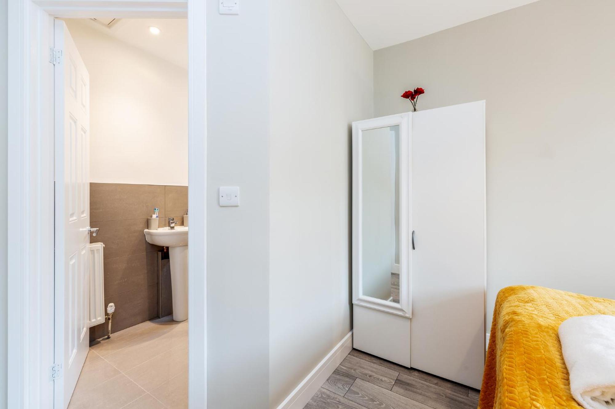 Dartford, Kent - Modern 2Bd 2Bath En-Suite Bungalow M25 Bluewater Eksteriør billede