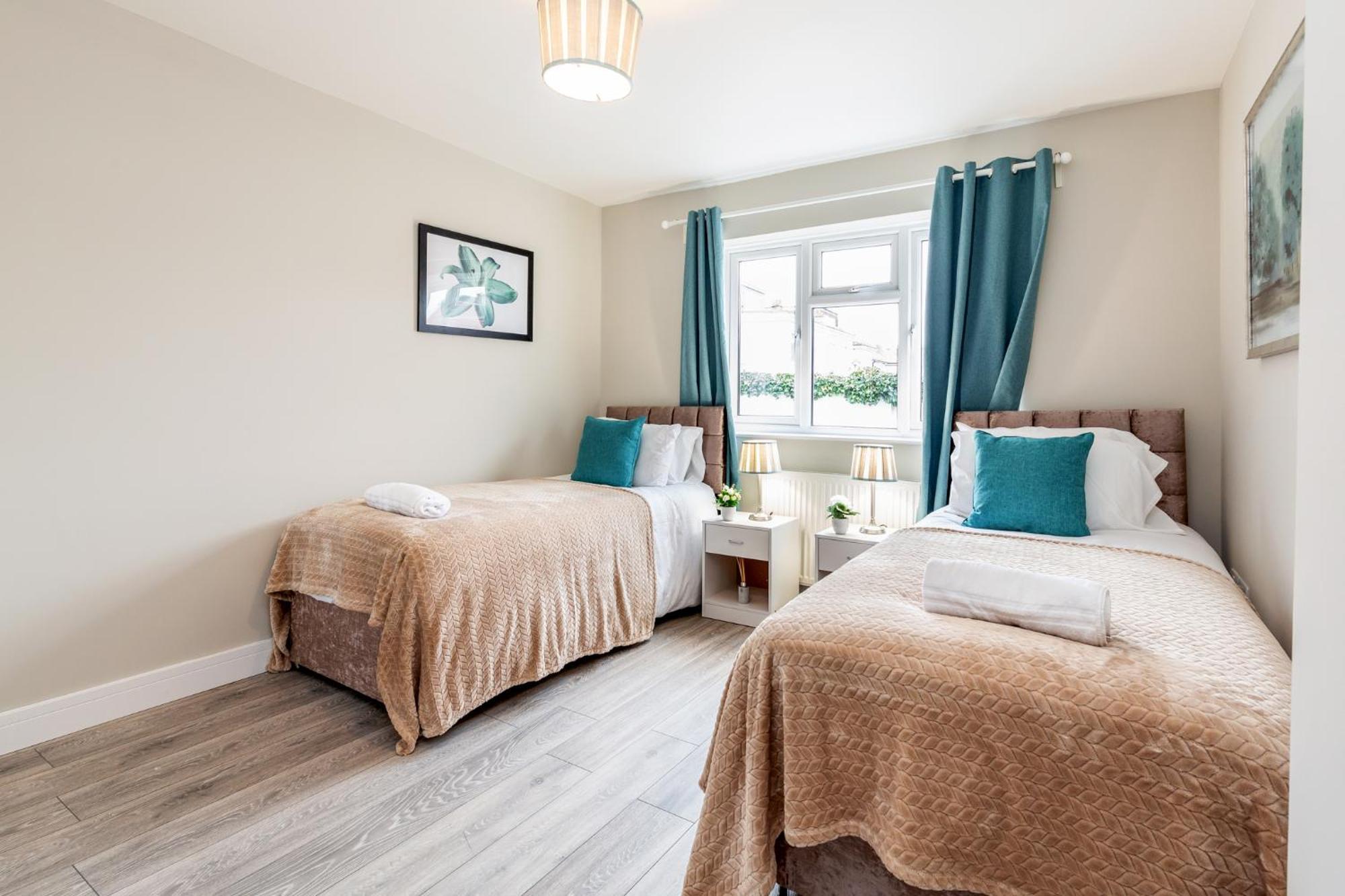 Dartford, Kent - Modern 2Bd 2Bath En-Suite Bungalow M25 Bluewater Eksteriør billede