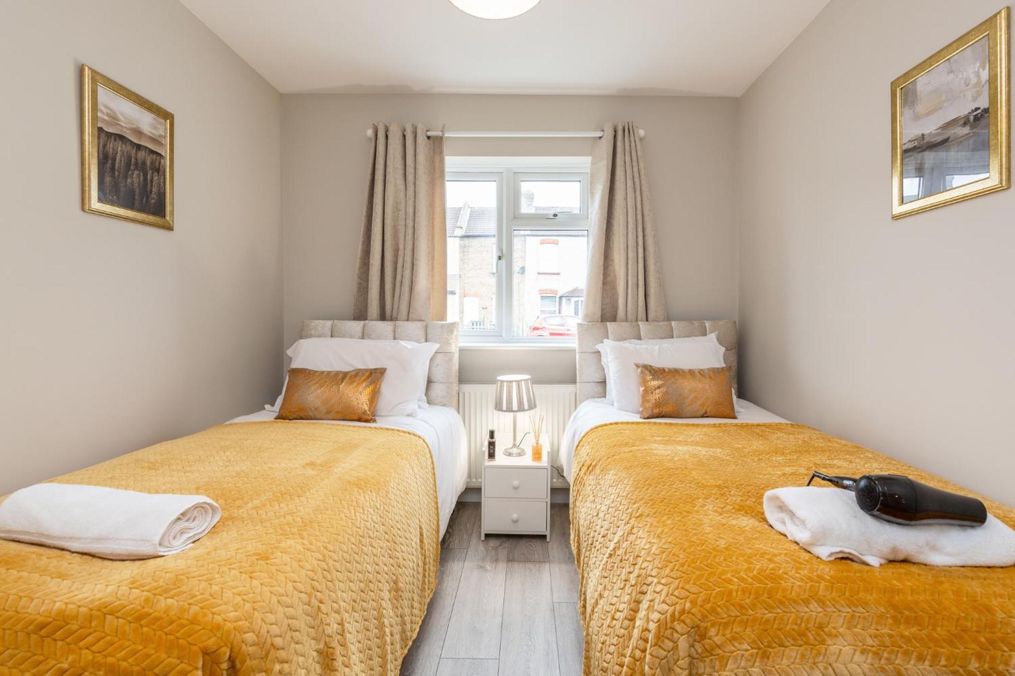 Dartford, Kent - Modern 2Bd 2Bath En-Suite Bungalow M25 Bluewater Eksteriør billede